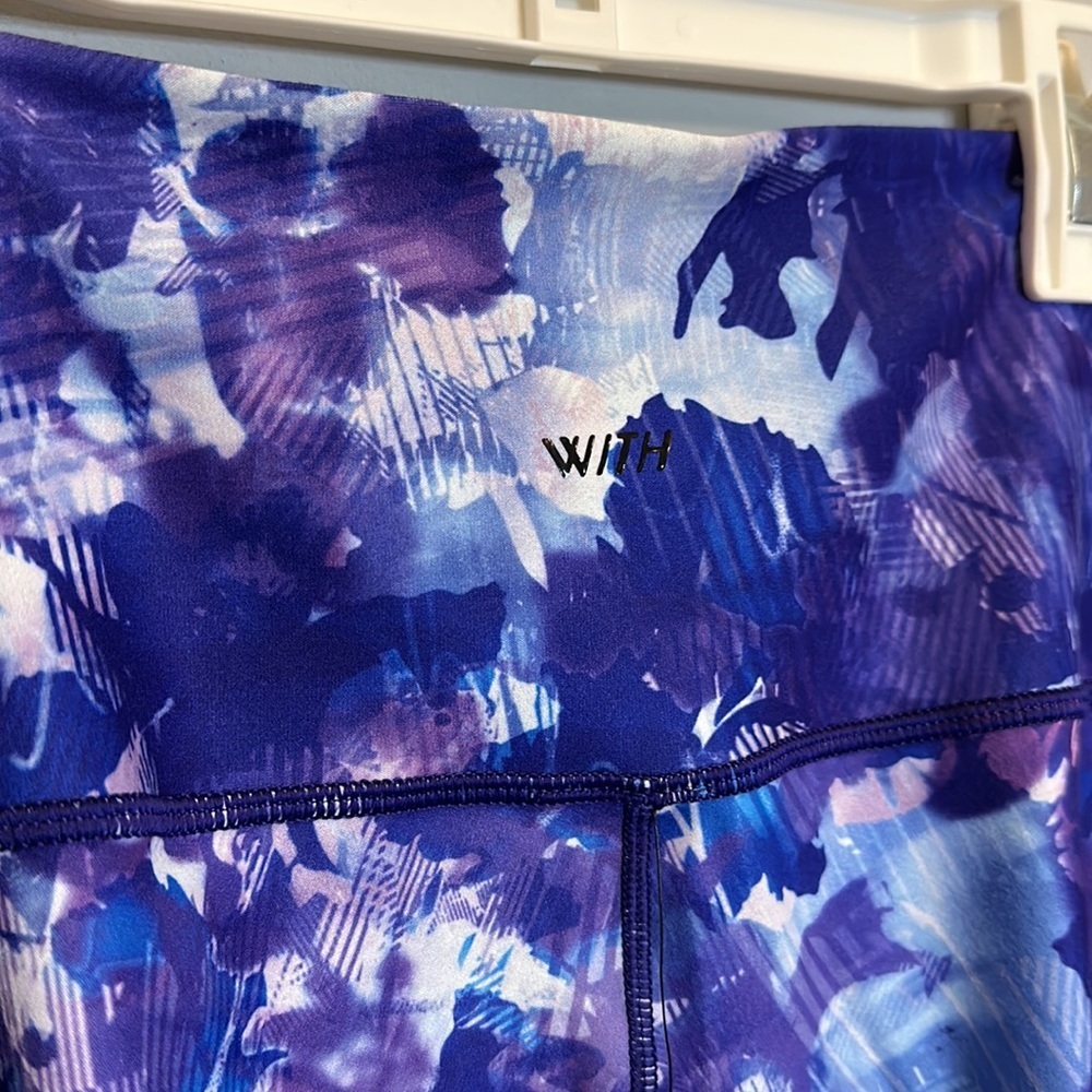 Peloton Blue Moves High Waist Legging Size Medium - Picture 5 of 8